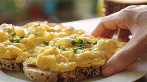 SeasoningandFlavorEnhancers:ElevatingYourScrambledEggs