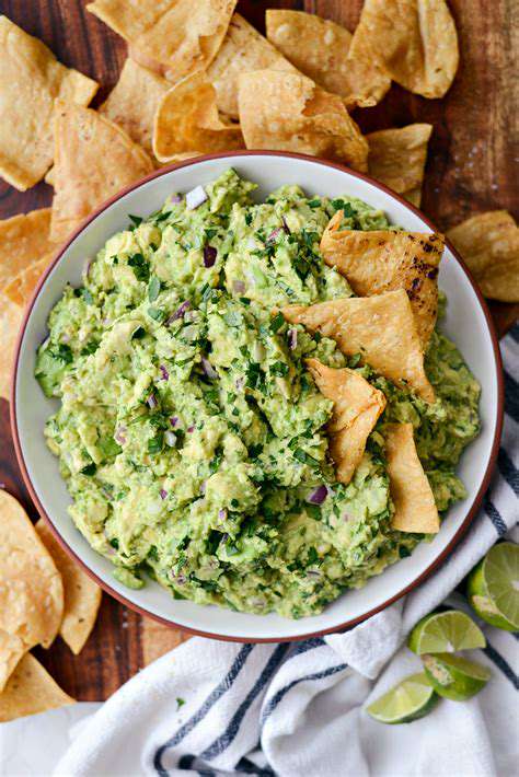 How to Make Easy Homemade Guacamole
