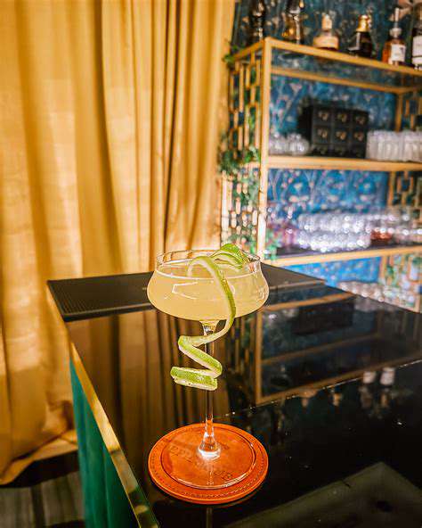 Top Speakeasy Bars with Great Food in [City]