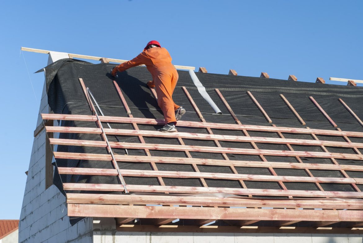 On Top of Commercial Projects: Expert Roofing Contractors for Businesses